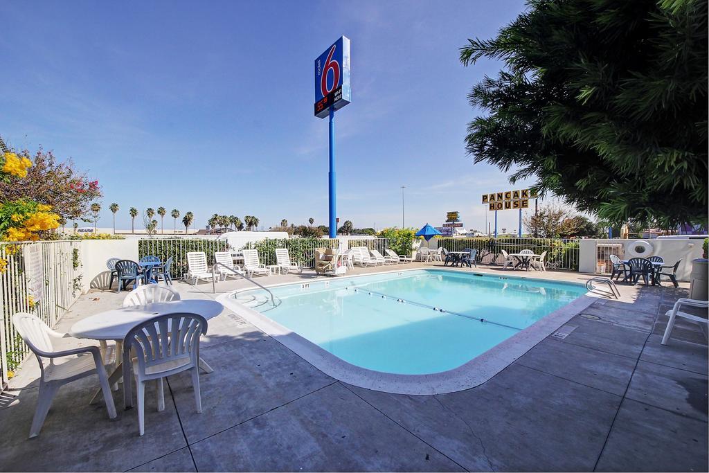 Motel 6-Laredo, Tx - South Exteriér fotografie
