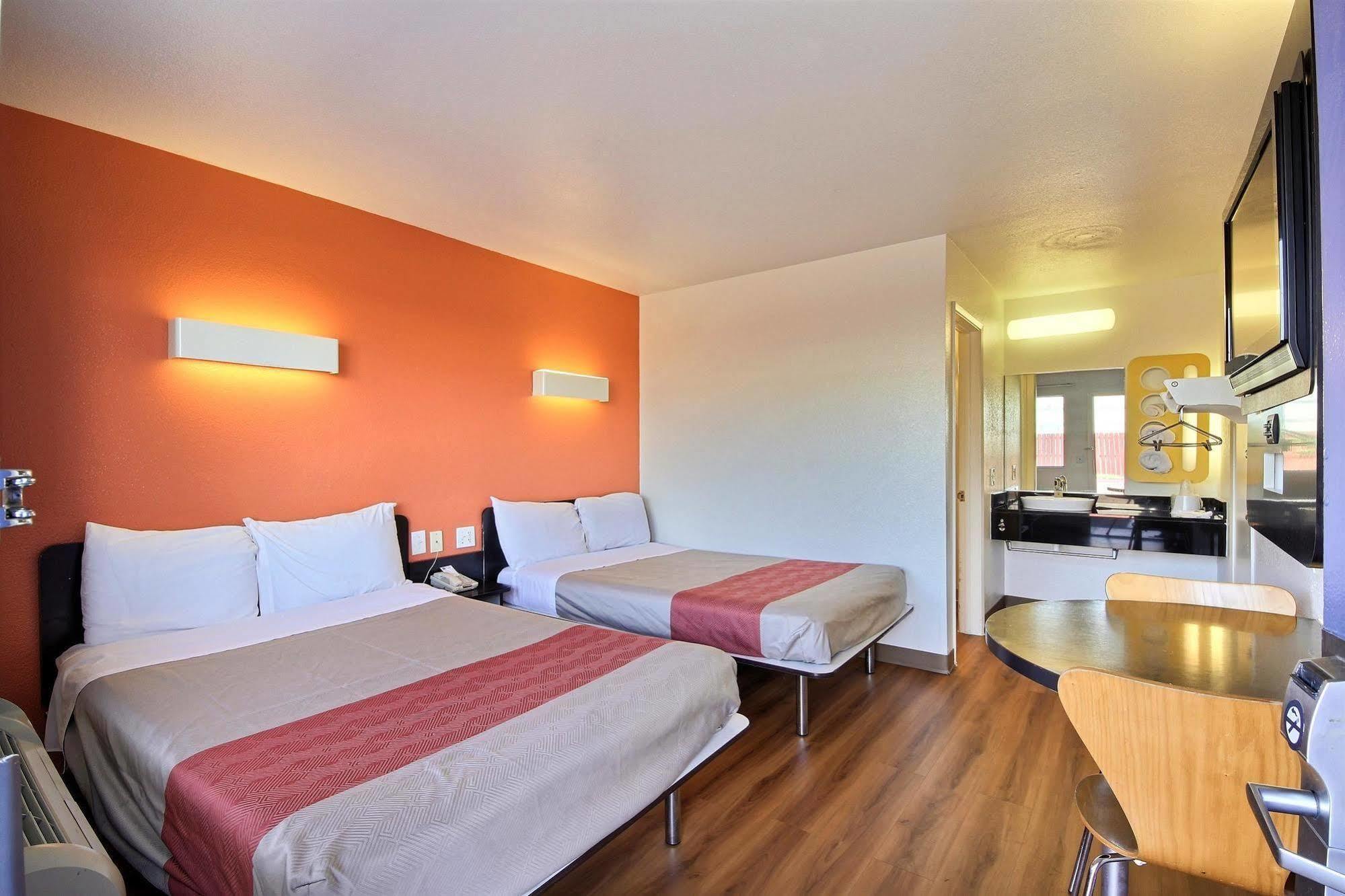 Motel 6-Laredo, Tx - South Exteriér fotografie