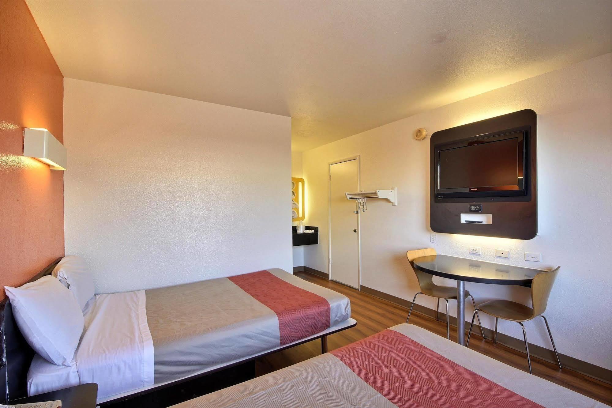 Motel 6-Laredo, Tx - South Exteriér fotografie