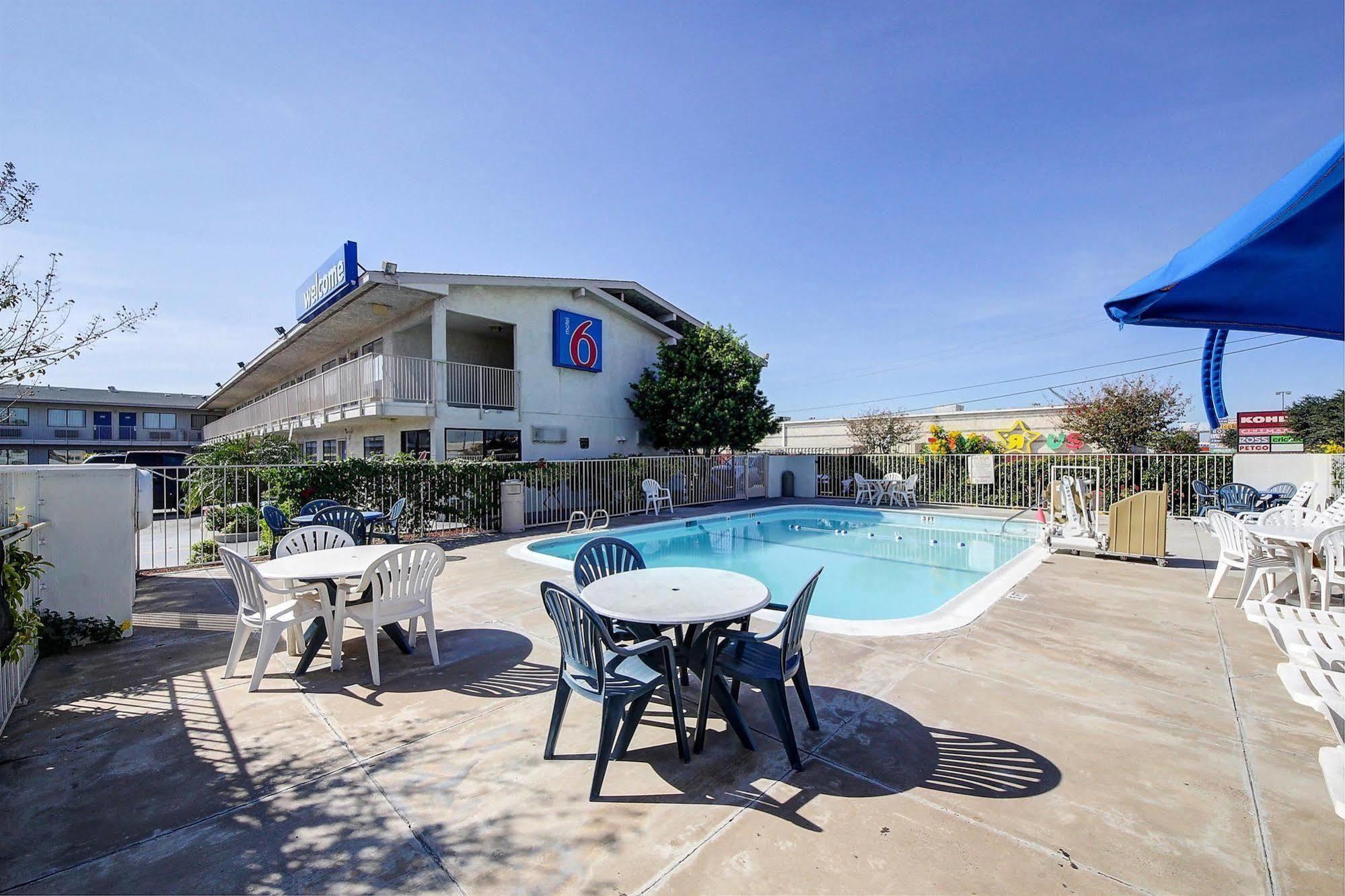 Motel 6-Laredo, Tx - South Exteriér fotografie